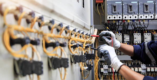 Professional Electrician technician working in Shrewsbury, MO